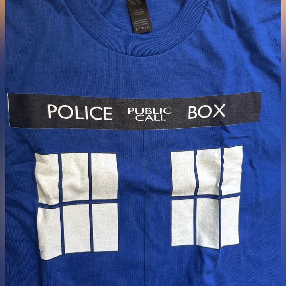 NWT teepublic tardis t shirt from doctor who - Picture 5 of 5